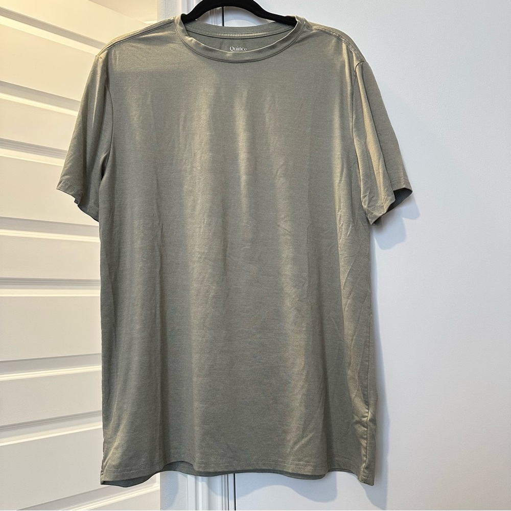 Light Green Men's Shirt Size Large